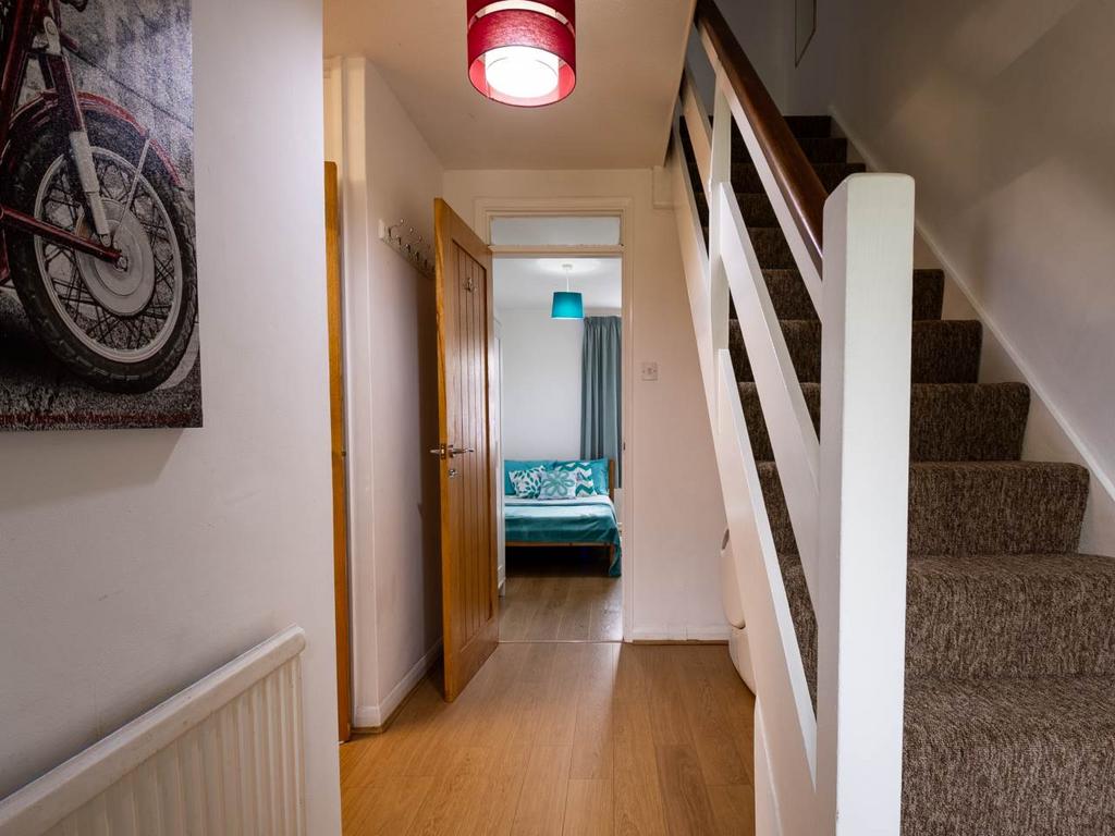 9 O-Canterbury-Studen