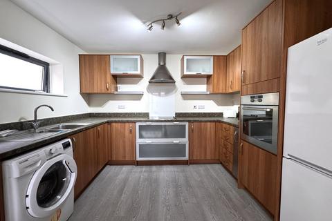 2 bedroom apartment to rent, St Christophers Court, Maritime Quarter, SWANSEA, SA1