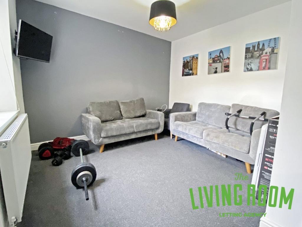 Lounge 2