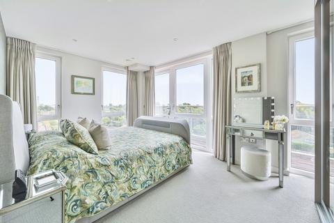 3 bedroom apartment for sale, High Street, Brentford, Middlesex