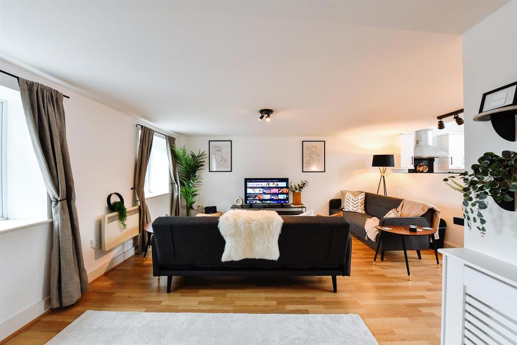 I NNOVATIONphotography-propert-airbnb-photographer-
