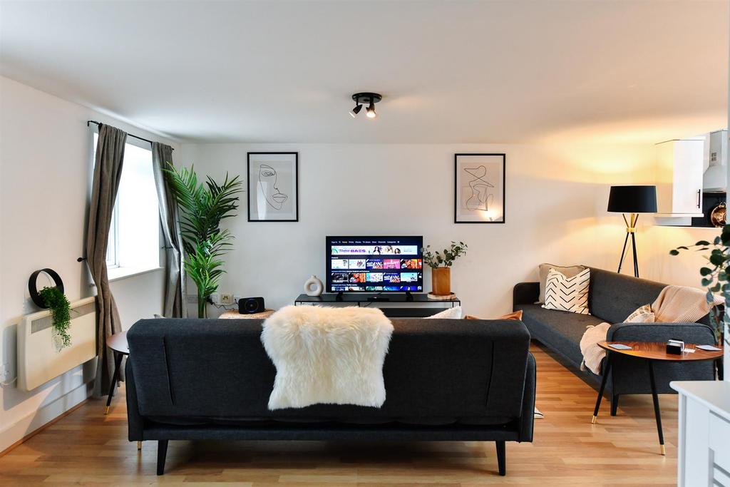 I NNOVATIONphotography-propert-airbnb-photographer-