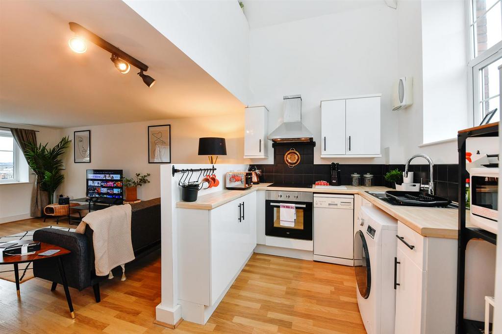 I NNOVATIONphotography-propert-airbnb-photographer-