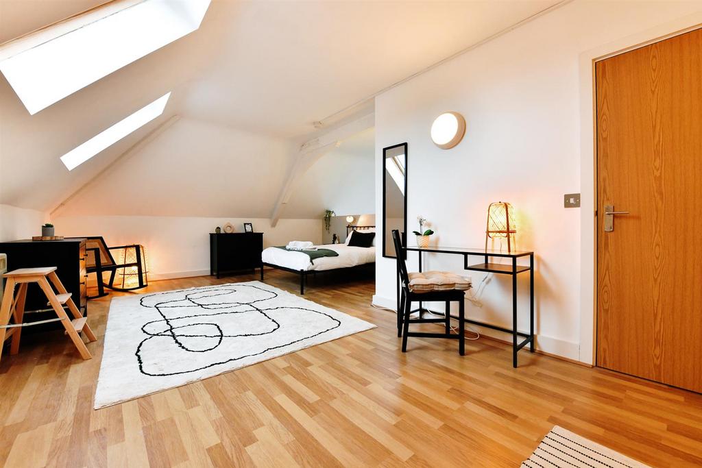 I NNOVATIONphotography-propert-airbnb-photographer-