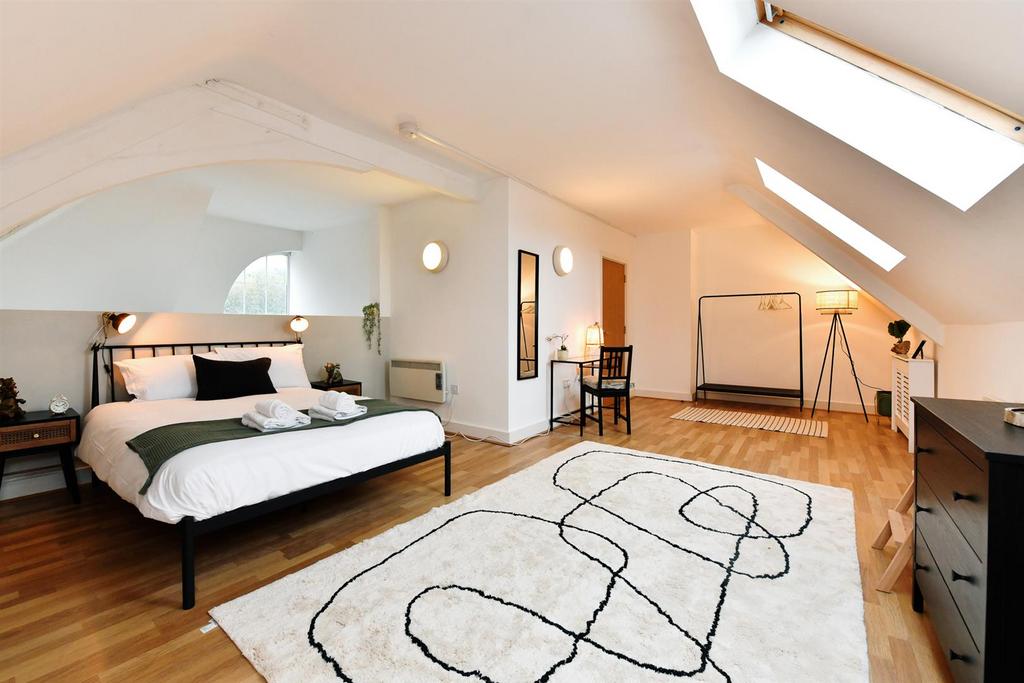 I NNOVATIONphotography-propert-airbnb-photographer-