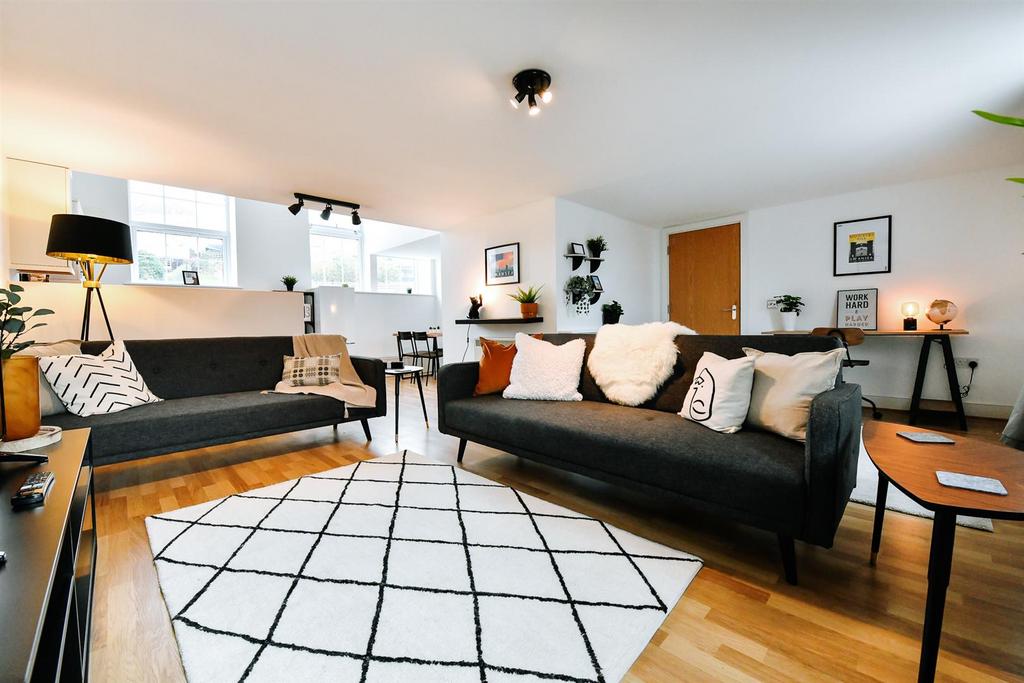 I NNOVATIONphotography-propert-airbnb-photographer-