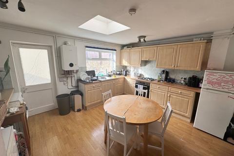 undefined, Derwent Road, Ealing, W5 4TN