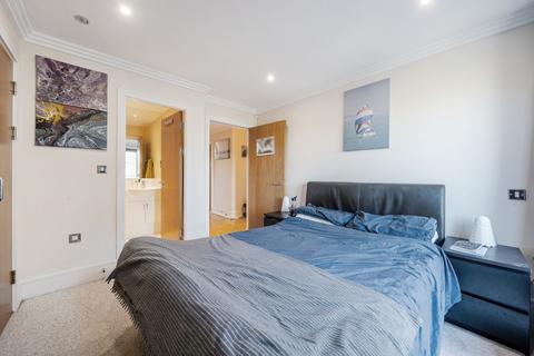 undefined, Tallow Road, Brentford, London