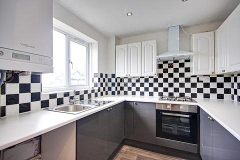 2 bedroom terraced house to rent, Meadvale Close, Longford, Gloucester, GL2