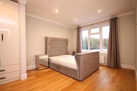 undefined, LEATHERHEAD GOLF CLUB, KT22