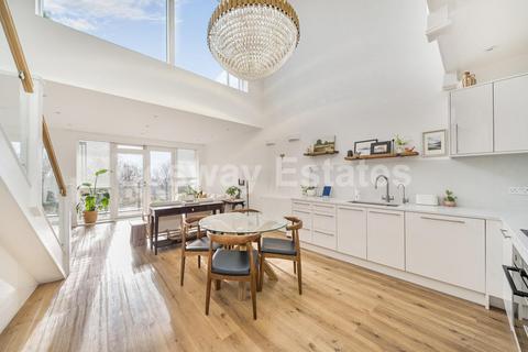 undefined, Henry Darlot Drive, Mill Hill, NW7