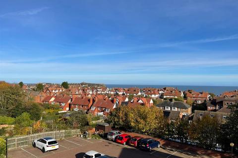 2 bedroom apartment for sale, Filey Road, Scarborough YO11