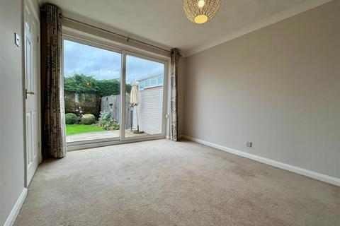 undefined, Hall Road, Sproatley, Hull