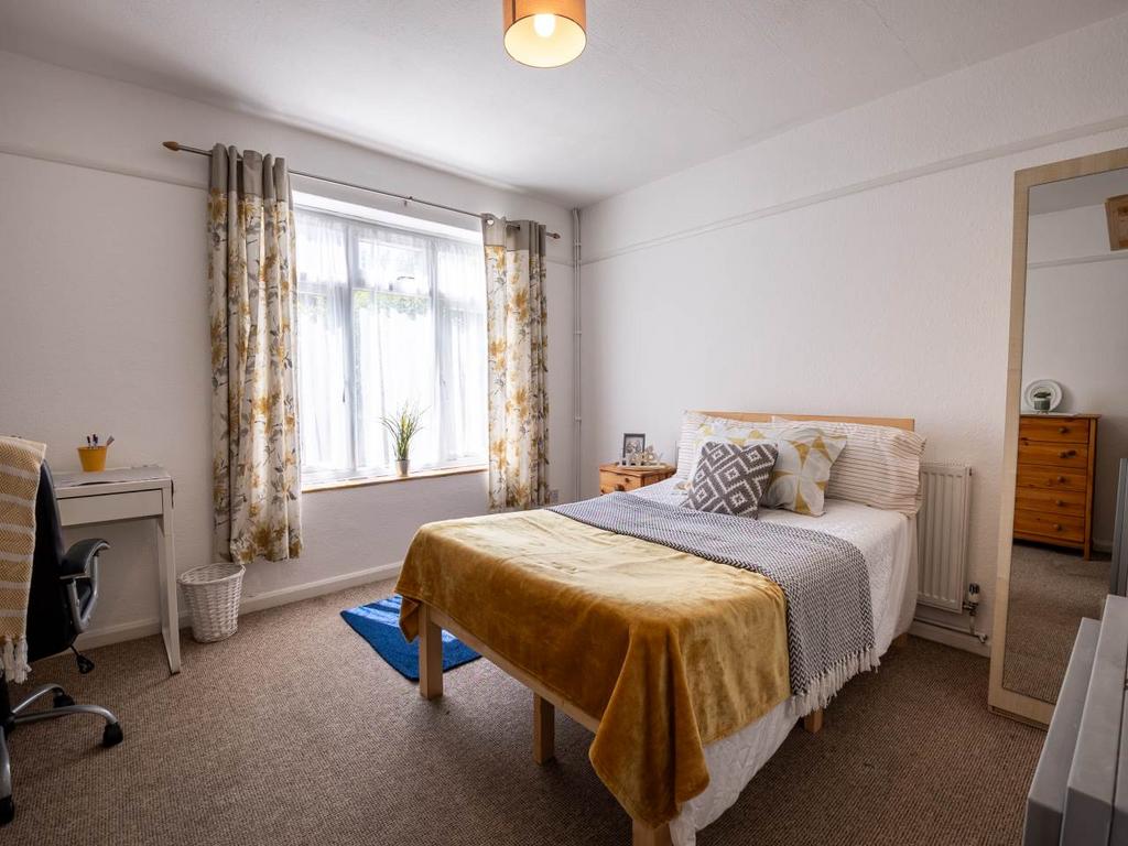 21crowngardens stude