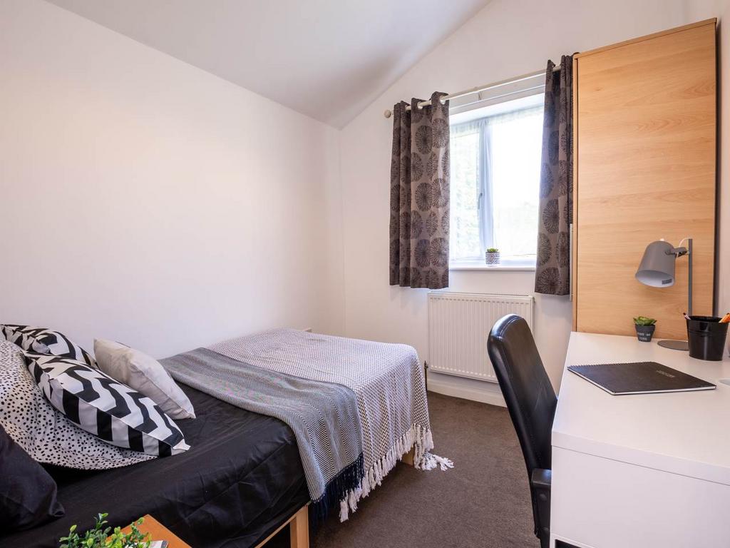 21crowngardens stude