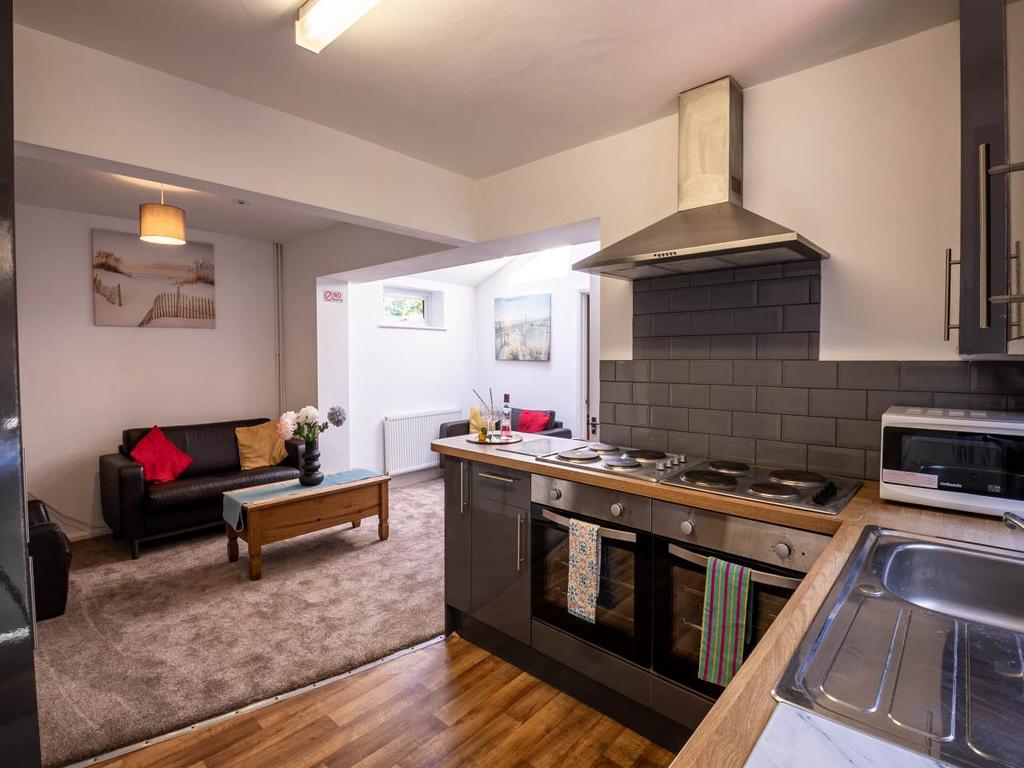 21crowngardens stude