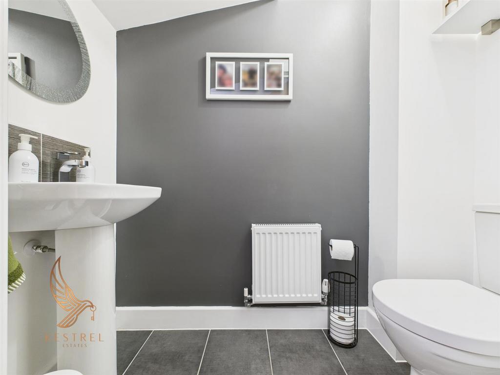 CAM03976 G0-PR0319-STILL010.jpg