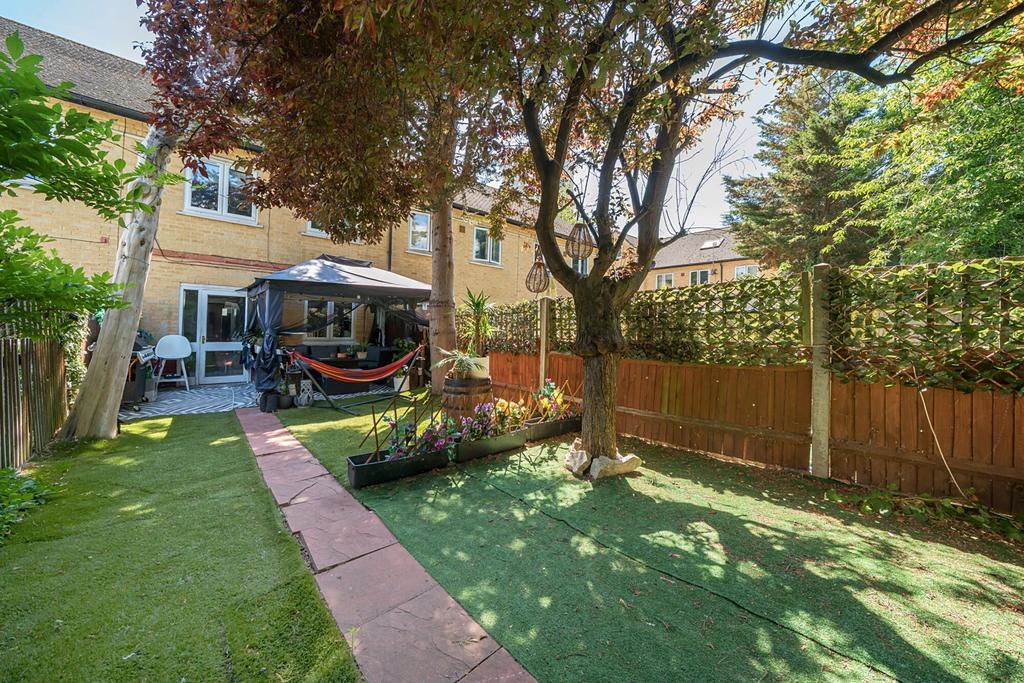 1324662-2-686fc41...