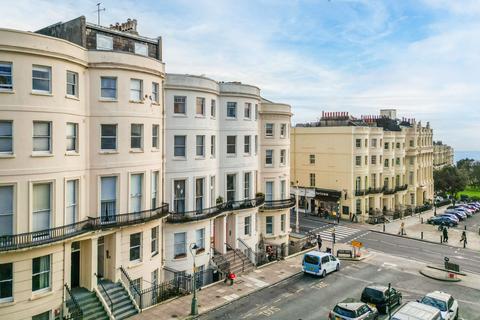 Brunswick Place, Hove, BN3