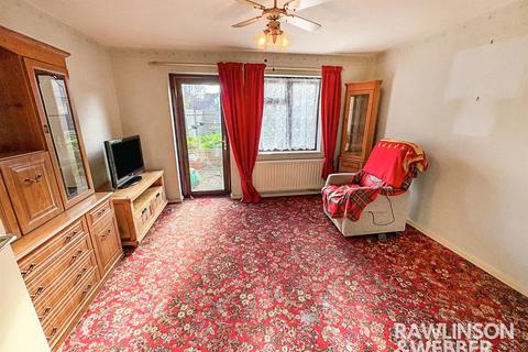 2 bedroom terraced house for sale, Avern Road, West Molesey KT8