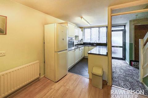2 bedroom terraced house for sale, Avern Road, West Molesey KT8