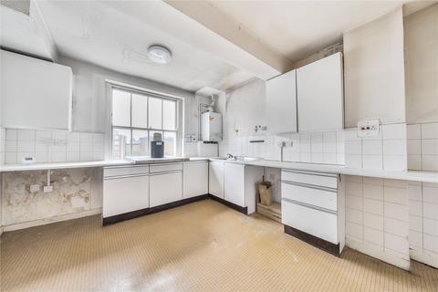 3 bedroom apartment for sale, Westbourne Gardens, London