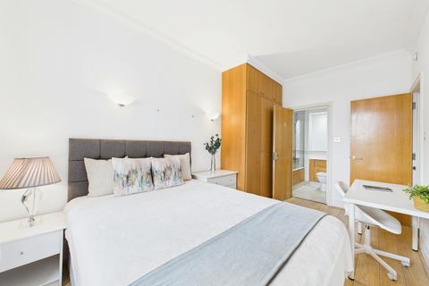 Whitehouse Apartments, Belvedere Road, Waterloo, London, SE1