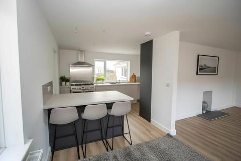 undefined, Yelverton, Devon