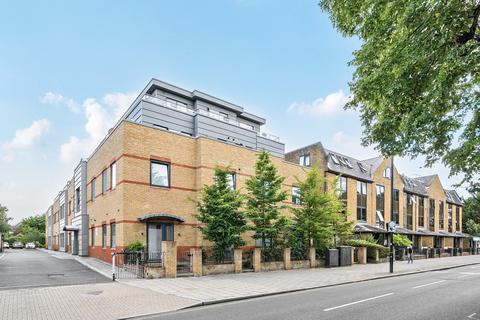 St. Johns Road, Isleworth