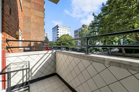 undefined, Murray Grove, London N1