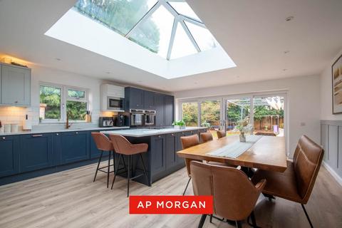 3 bedroom detached house for sale, Astons Close, Brierley Hill, West Midlands, DY5