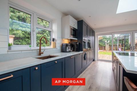 3 bedroom detached house for sale, Astons Close, Brierley Hill, West Midlands, DY5