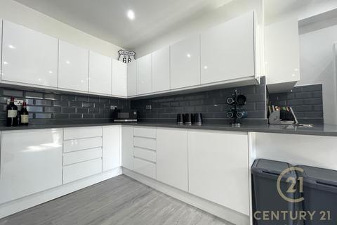 undefined, Hill Crescent, SURBITON KT5