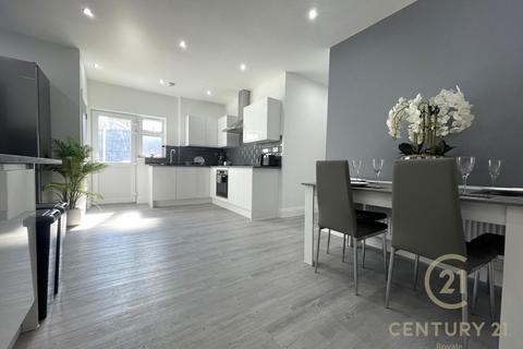 undefined, Hill Crescent, SURBITON KT5
