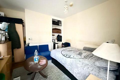 undefined, High Town Road, Luton, Bedfordshire, LU2 0DN