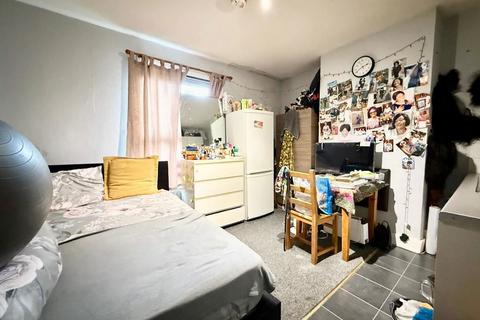 undefined, High Town Road, Luton, Bedfordshire, LU2 0DN