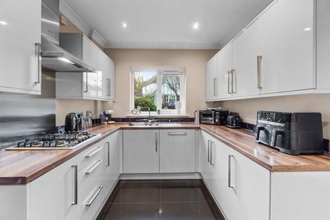 5 bedroom semi-detached house for sale, Merland Rise, Epsom KT18