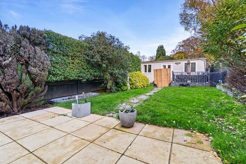 5 bedroom semi-detached house for sale, Merland Rise, Epsom KT18