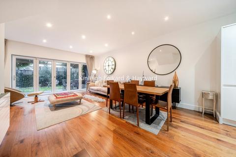 undefined, John Bull Place, London, W4