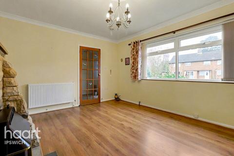 3 bedroom semi-detached house for sale, Hawthorn Drive, Ipswich