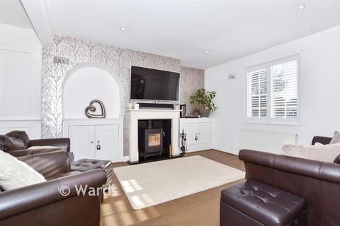 4 bedroom semi-detached house for sale, Tonbridge Road, Maidstone, Kent