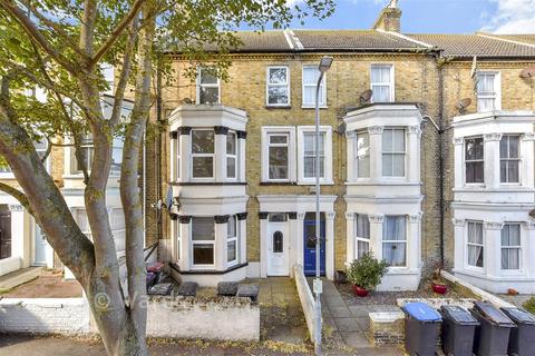 6 bedroom terraced house for sale, Gordon Road, Margate, Kent