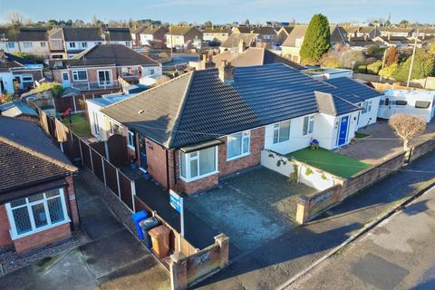 2 bedroom semi-detached bungalow for sale, Wyvern Avenue, Long Eaton