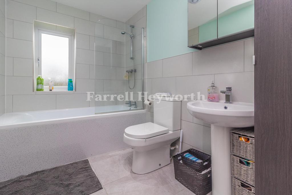 Bathroom image 2