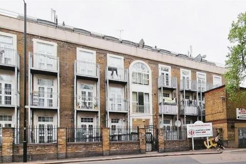 3 bedroom apartment to rent, Upton Lane, London E7
