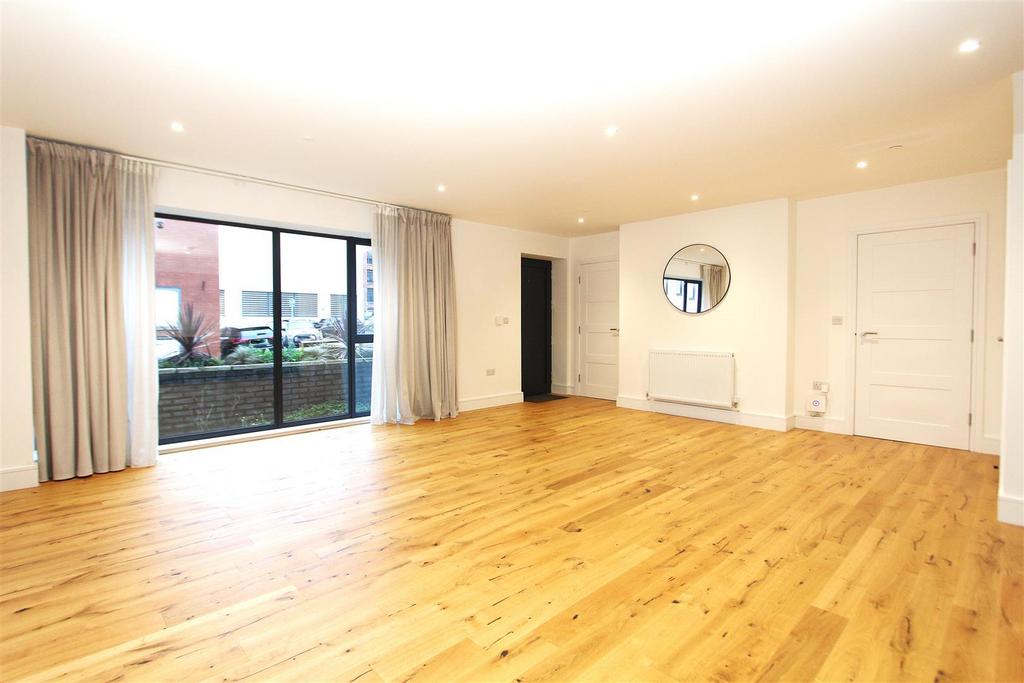 Living Room 3.JPG