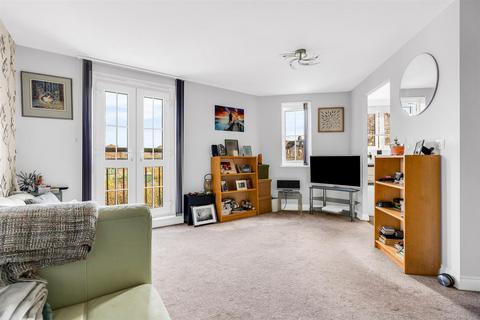 2 bedroom apartment for sale, Stants View, Hertford SG13
