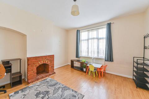 undefined, Downham Way, Bromley, BR1
