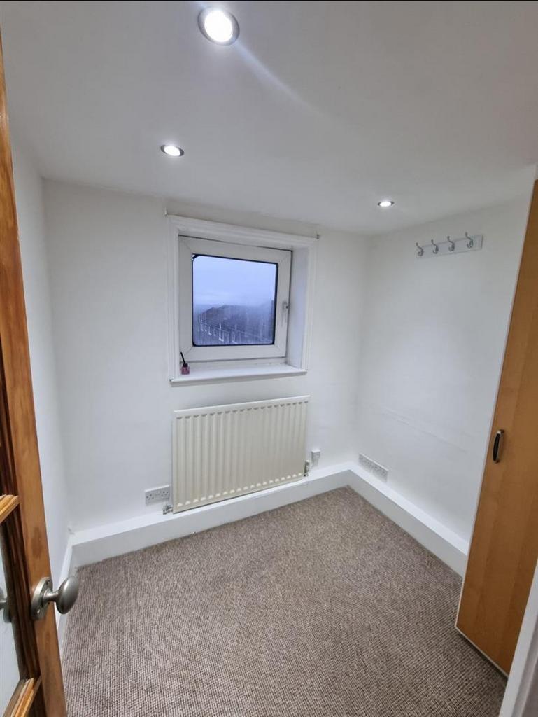 Small room.jpg