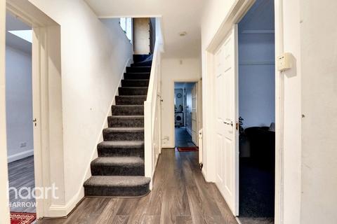4 bedroom detached house for sale, Grange Avenue, Stanmore